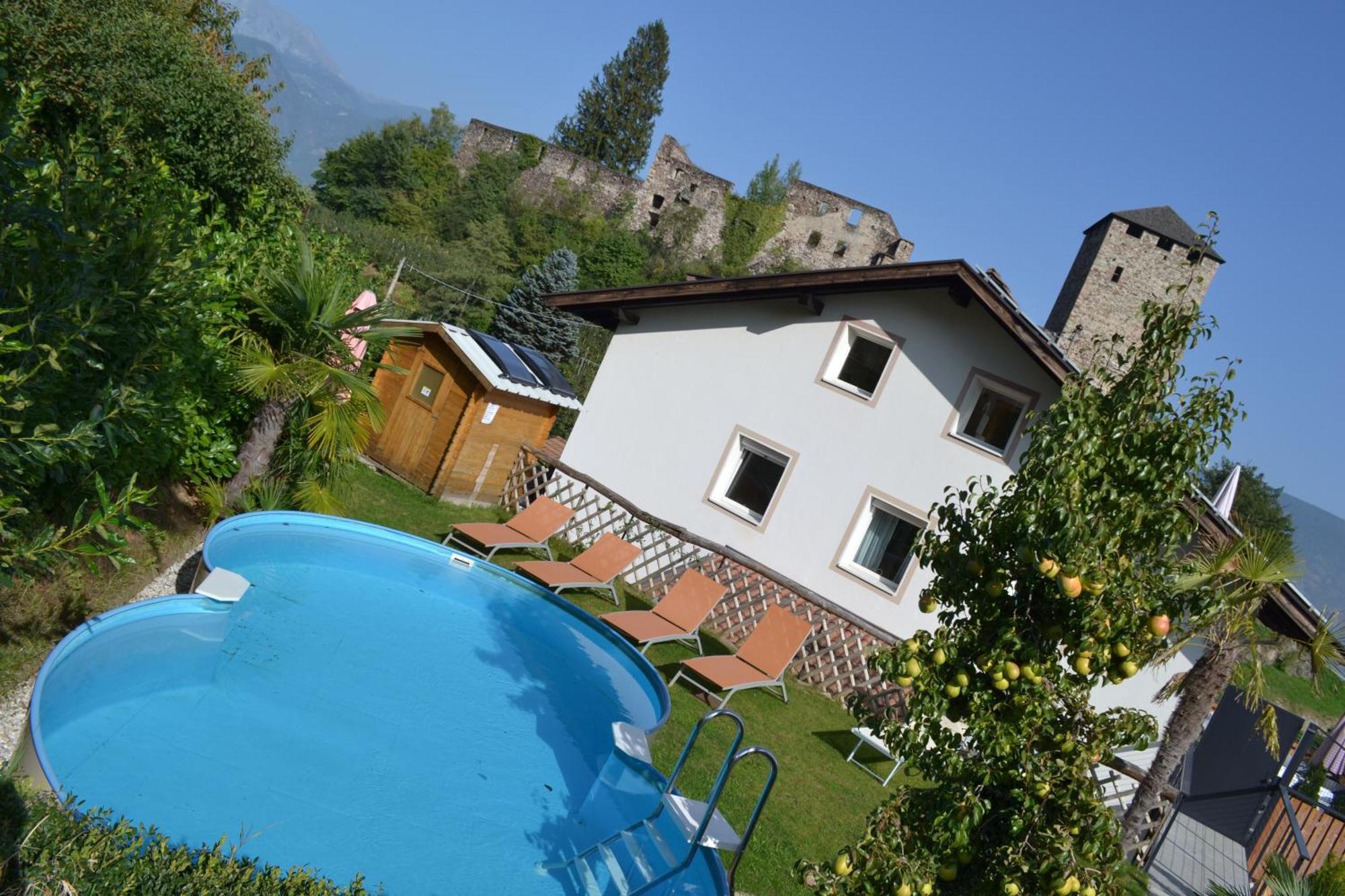 Ferienwohnung Bergblick-Schlosshof Foiana Esterno foto